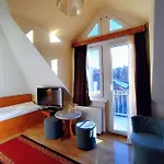 Kristal Hotel Budapeste