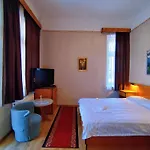 Kristal 2* Budapeste