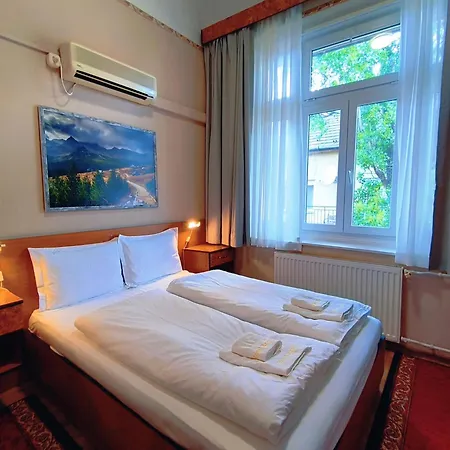 Kristal Budapest