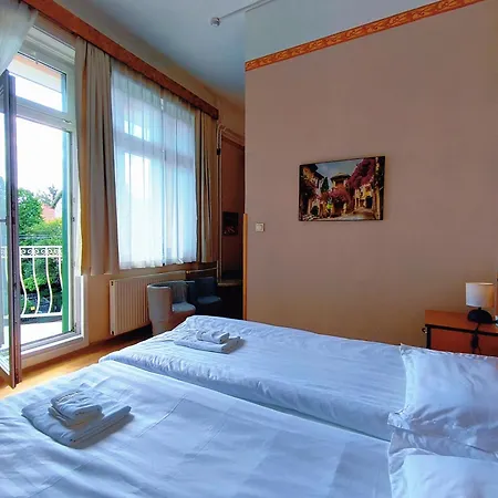 Kristal Budapest