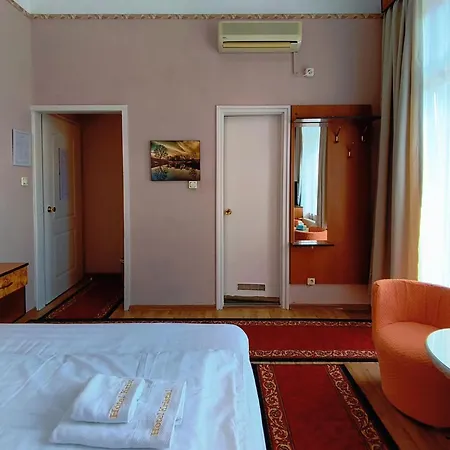 Kristal 2* Budapest