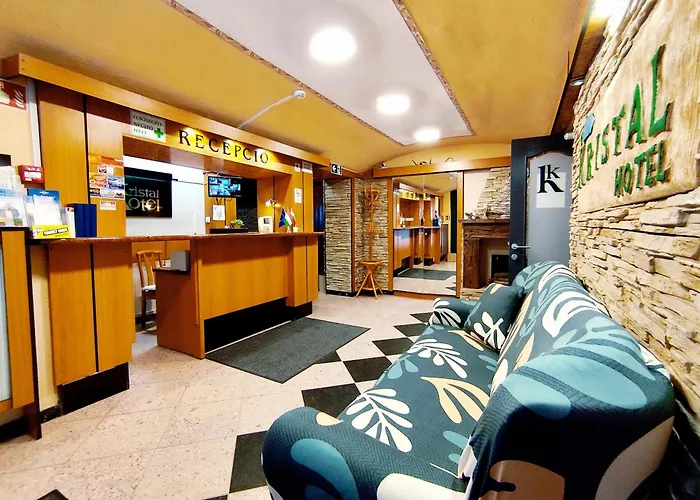 Kristal Hotel