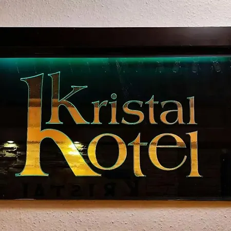 酒店 Kristal